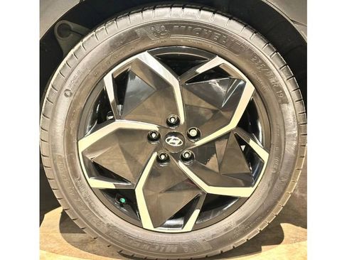 Used 2024 Hyundai Ioniq 5 SE image 11