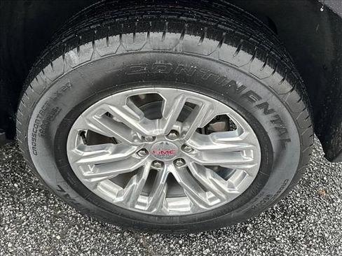 Certified 2023 GMC Yukon SLT AWD/4WD image 37