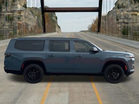 New 2026 Jeep Grand Wagoneer L Limited AWD/4WD image 13