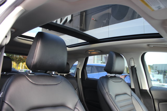 Used 2024 Ford Edge SEL w/ Convenience Package AWD/4WD image 36