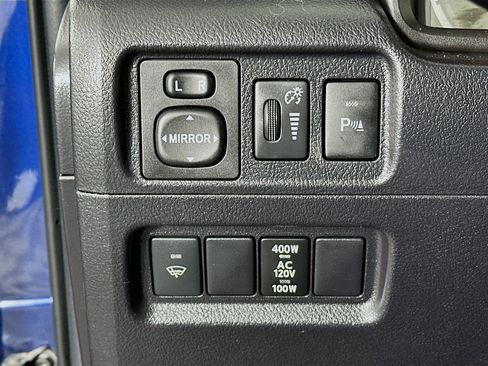 Used 2016 Toyota 4Runner Limited image 16