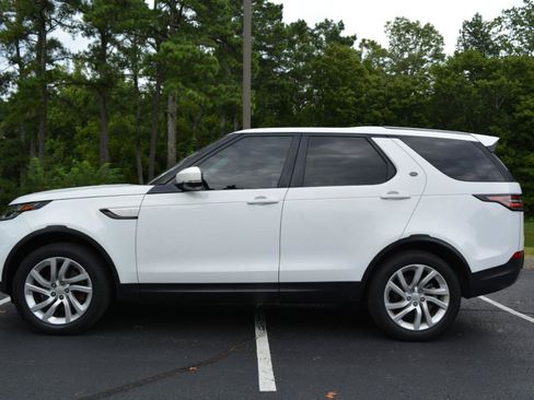 Used 2018 Land Rover Discovery HSE AWD/4WD image 8