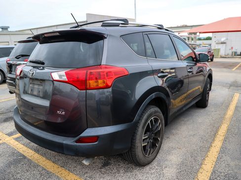 Used 2014 Toyota RAV4 XLE FWD image 8