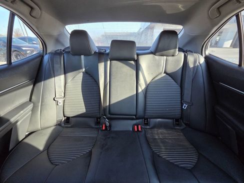 Used 2018 Toyota Camry SE image 27