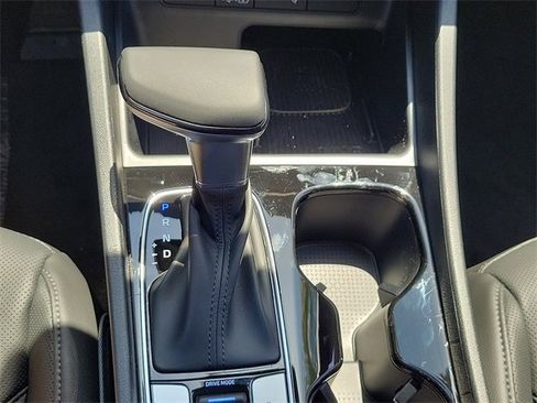 New 2025 Hyundai Santa Cruz Limited image 15