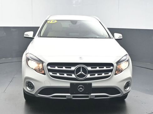 Used 2019 Mercedes-Benz GLA 250 4MATIC image 3