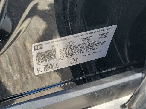 Used 2026 Chevrolet Equinox LT FWD image 30