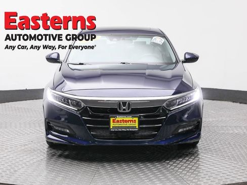 Used 2019 Honda Accord EX image 2