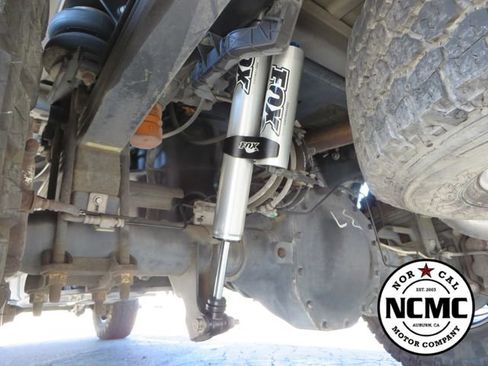 Used 2018 Ford F350 Lariat w/ Lariat Ultimate Package AWD/4WD image 15