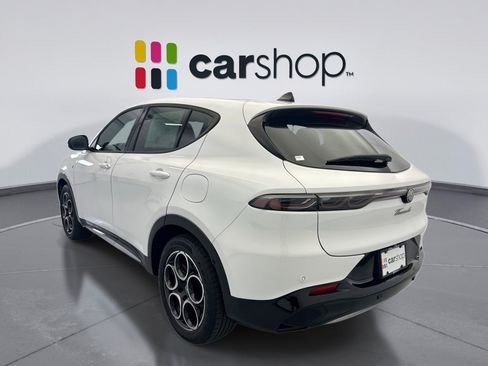 Used 2024 Alfa Romeo Tonale Ti AWD/4WD image 3