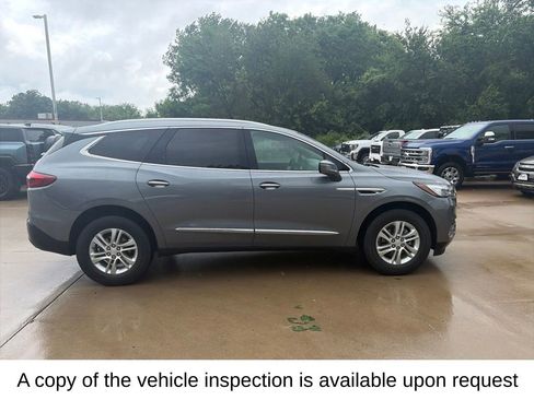 Used 2021 Buick Enclave Essence AWD/4WD image 7