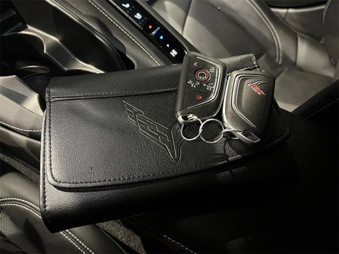 Used 2021 Chevrolet Corvette Stingray Preferred Cpe w/ 2LT image 40