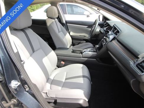 Used 2019 Honda Civic EX image 6