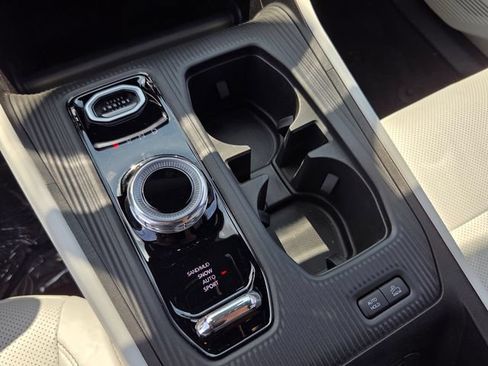 New 2026 Jeep Cherokee Limited AWD/4WD image 25