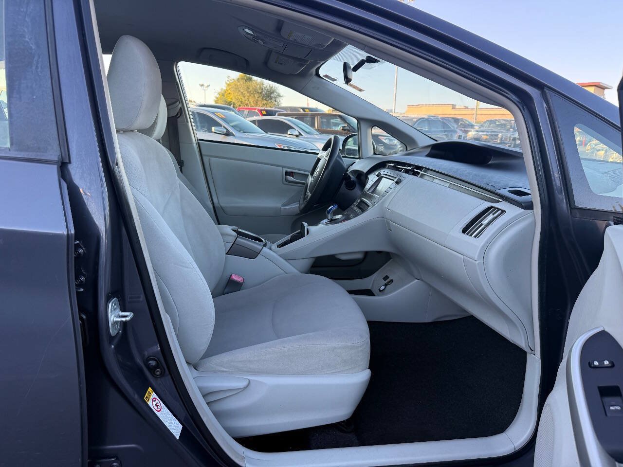 Used 2013 Toyota Prius Two FWD image 14