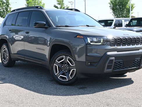 New 2026 Jeep Cherokee Laredo AWD/4WD image 2