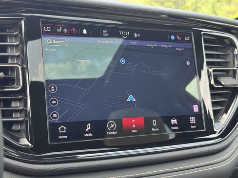 Used 2022 Dodge Durango GT AWD/4WD image 3
