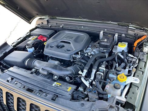 Used 2023 Jeep Wrangler Unlimited w/ Cold Weather Group image 35