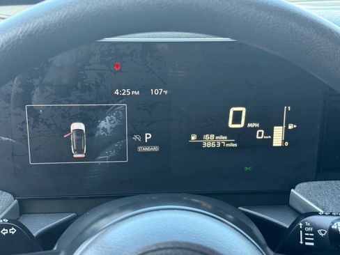 Used 2025 Nissan Kicks SV FWD image 19