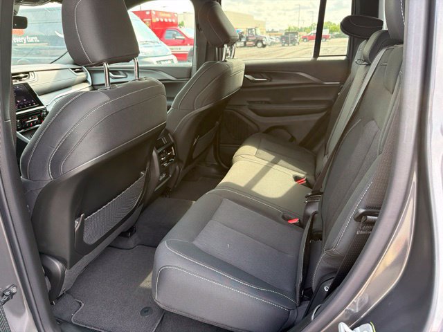 New 2026 Jeep Grand Cherokee Laredo AWD/4WD image 7