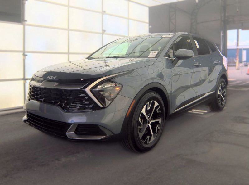 Used 2023 Kia Sportage EX FWD image 4