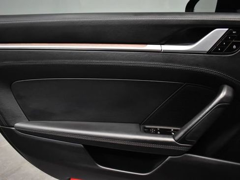Used 2020 Porsche 911 Carrera 4S AWD/4WD image 21