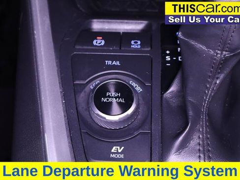 Used 2022 Toyota RAV4 XLE Premium AWD/4WD image 22