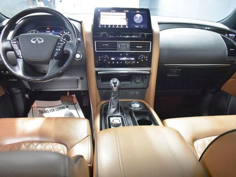 Used 2024 INFINITI QX80 Sensory w/ Cargo Package AWD/4WD image 13
