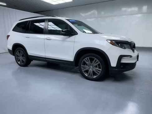 Used 2022 Honda Pilot Sport image 2