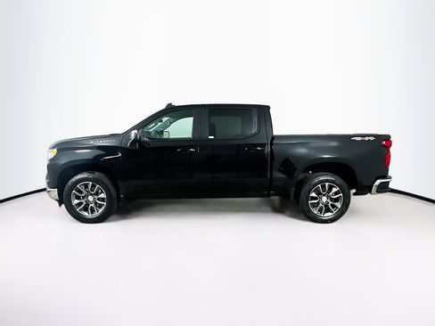 Used 2023 Chevrolet Silverado 1500 LT AWD/4WD image 4