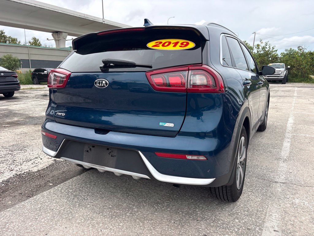 Used 2019 Kia Niro EX FWD image 3