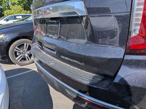 Certified 2024 GMC Yukon Denali w/ Advanced Technology Package image 13