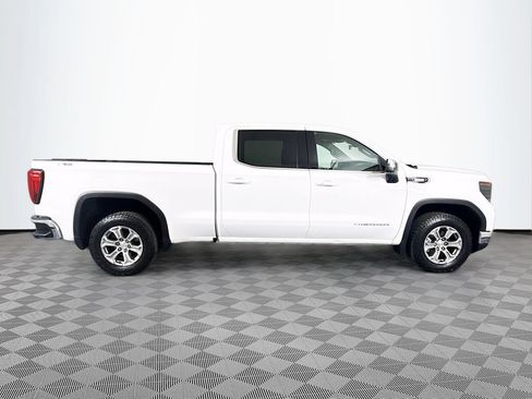 Used 2023 GMC Sierra 1500 SLE w/ X31 Off-Road Package AWD/4WD image 8