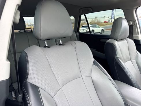 Used 2023 Subaru Outback Limited image 31