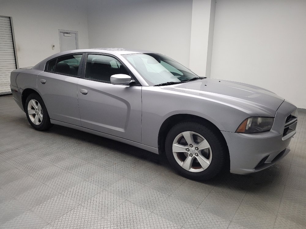 Used 2014 Dodge Charger SE w/ Connectivity Group RWD image 11