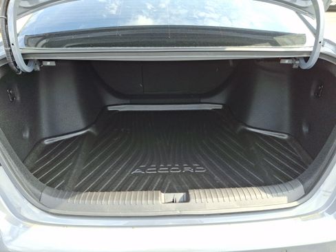Used 2023 Honda Accord Touring image 29