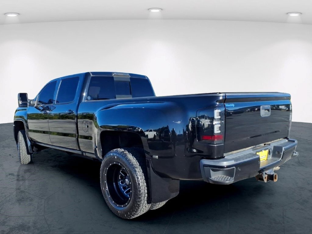 Used 2016 GMC Sierra 3500 Denali w/ Duramax Plus Package AWD/4WD image 9
