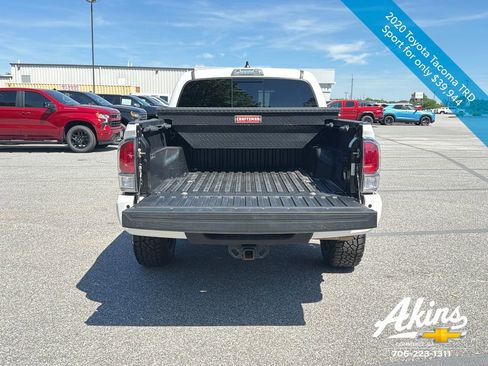 Used 2020 Toyota Tacoma TRD Sport w/ Technology Package image 23
