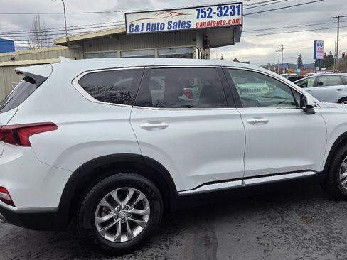 Used 2019 Hyundai Santa Fe SEL image 7
