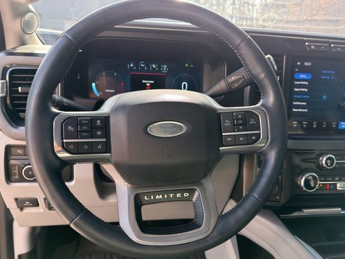 Used 2024 Ford F250 Limited w/ FX4 Off-Road Package image 17