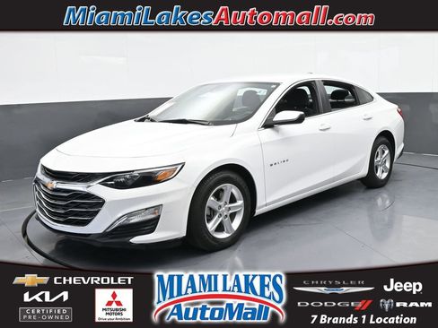 Used 2024 Chevrolet Malibu LS image 1