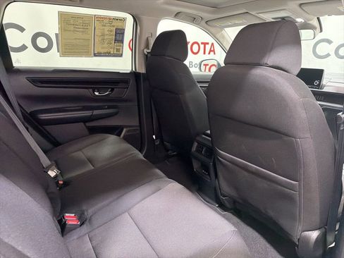 Used 2025 Honda CR-V EX image 14