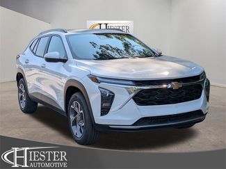 New 2025 Chevrolet Trax LT w/ Driver Confidence Package image 1