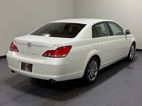 Used 2006 Toyota Avalon XL FWD image 5