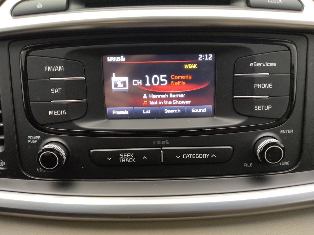 Used 2016 Kia Sorento EX FWD image 23