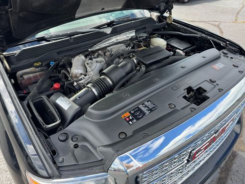 Used 2018 GMC Sierra 3500 Denali AWD/4WD image 25