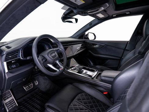 Used 2024 Audi SQ8 Prestige w/ Prestige Package image 13