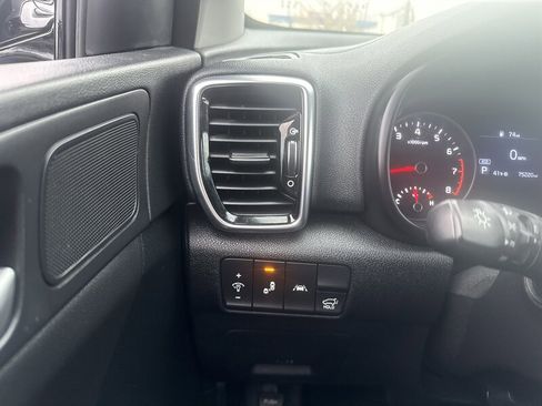 Used 2020 Kia Sportage EX image 38