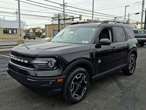 Used 2021 Ford Bronco Sport Outer Banks image 3