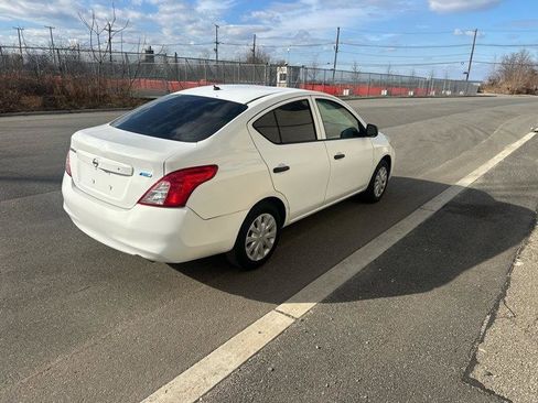 Used 2014 Nissan Versa S image 5